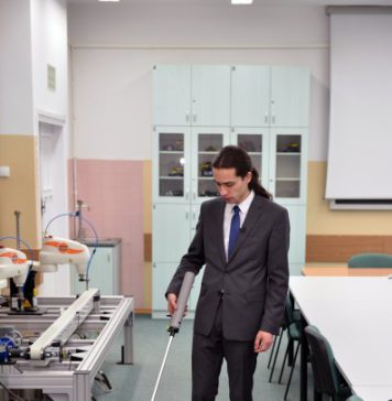 Student Politechniki Rzeszowskiej wynalazcą laski dla niewidomych!