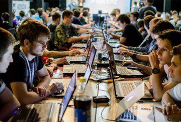 Hackathon Rzeszów – programowanie przez całą dobę w Jasionce!